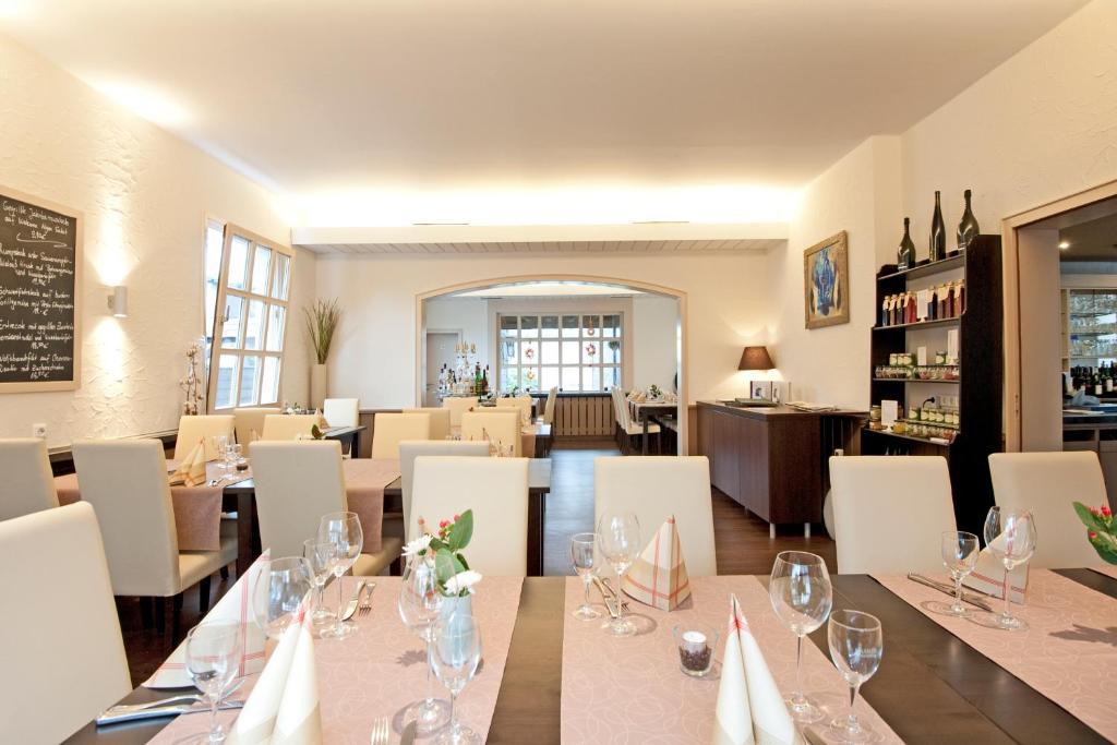 Hotel Restaurant Kromberg Remscheid Exterior foto